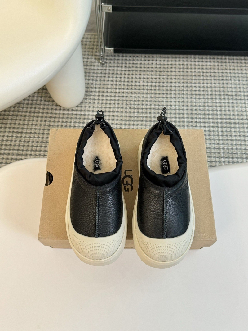 Ugg Flat Shoes